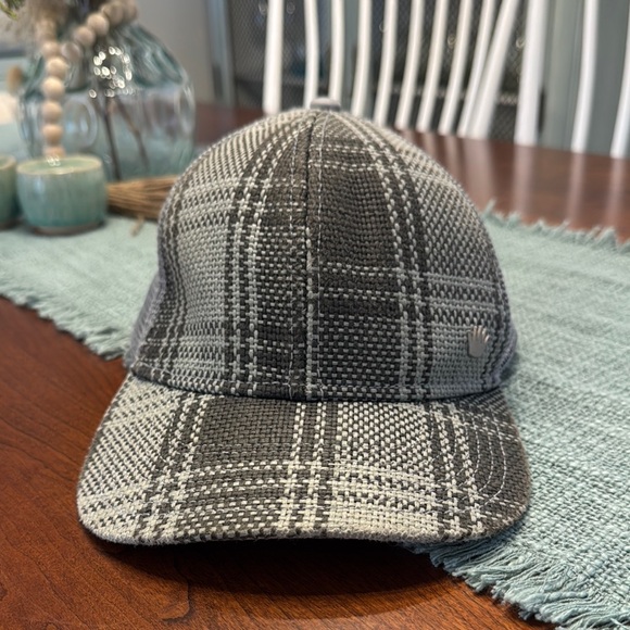 Counter Culture Other - Gray Plaid Baseball Cap